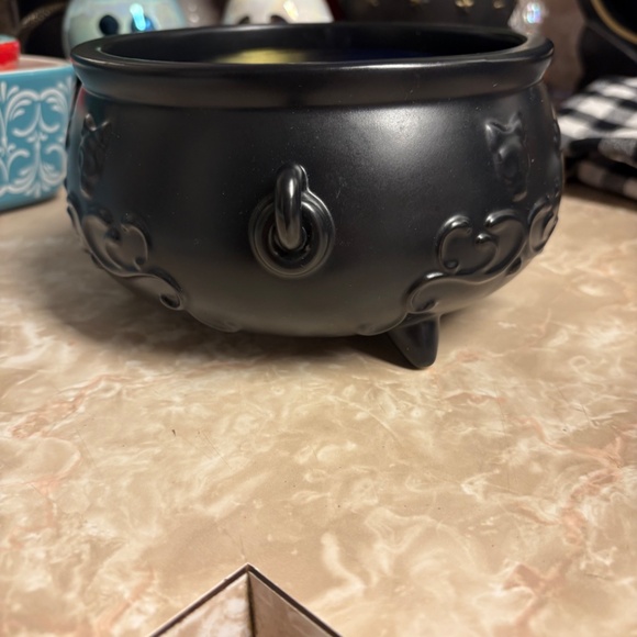Bath & Body Works Halloween 2025 Witch Cauldron Body Care Beauty Products Tray - Picture 4 of 5